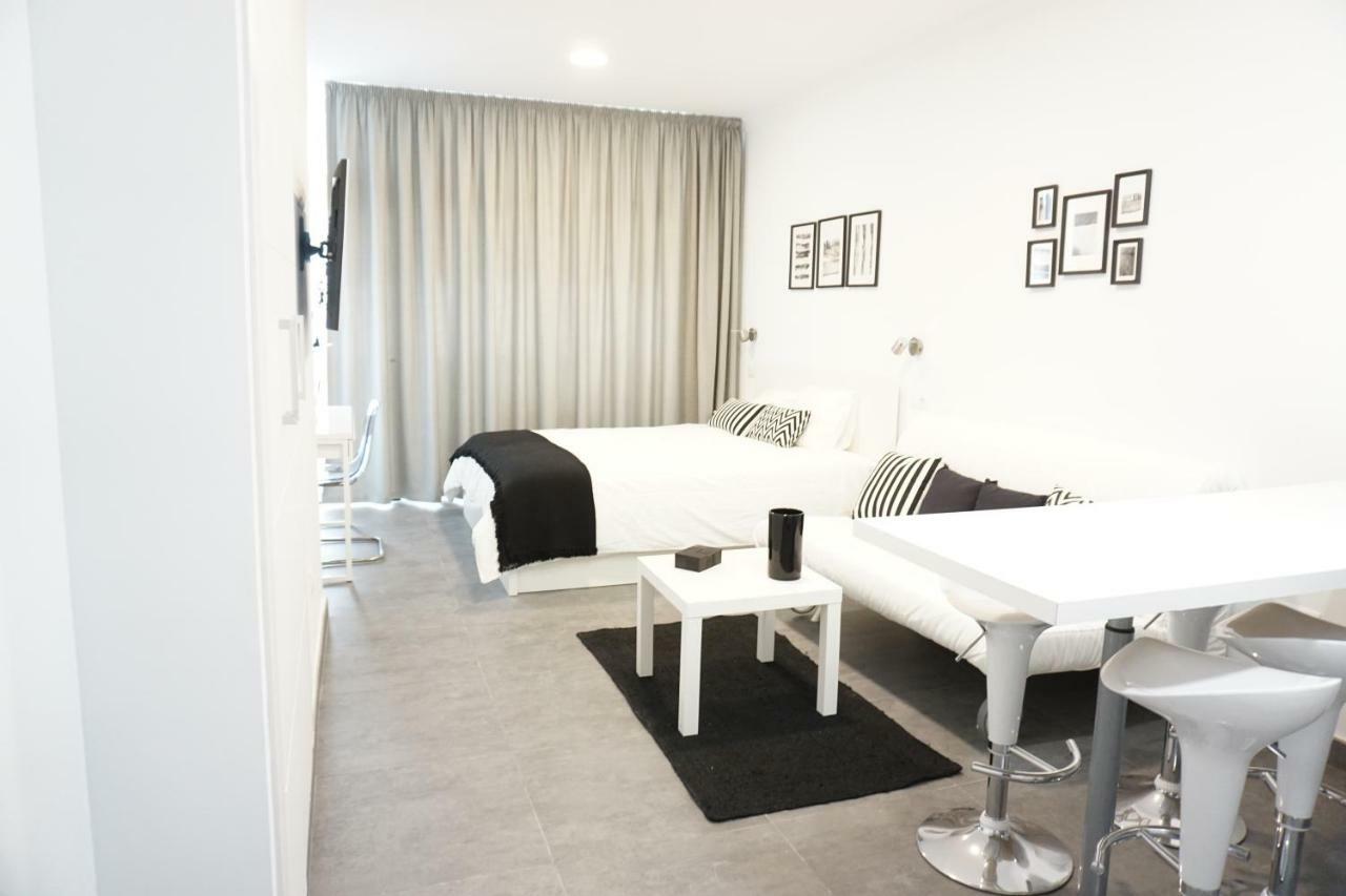 Black & White Las Canteras Лас Палмас де Гран Канария Екстериор снимка